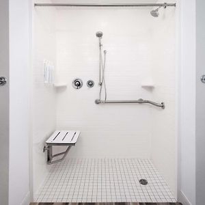 Beachfront King Suite Mobility accessible